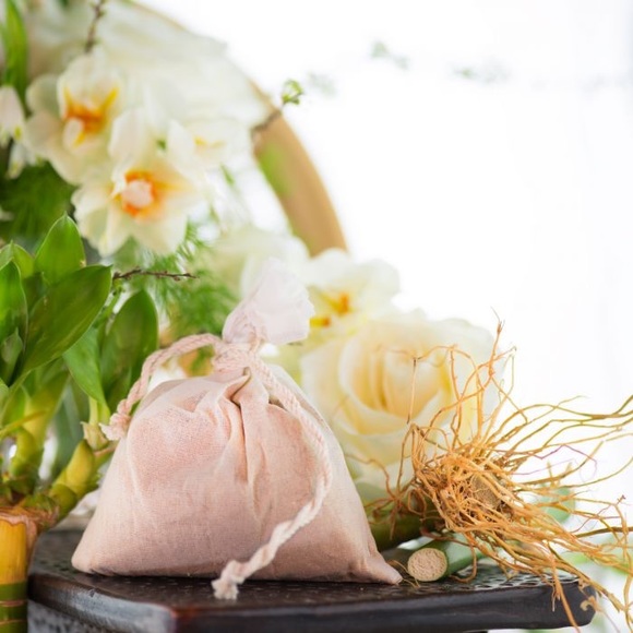 Wild Cherry Blossom Rice Bluff - Picture 1 of 2